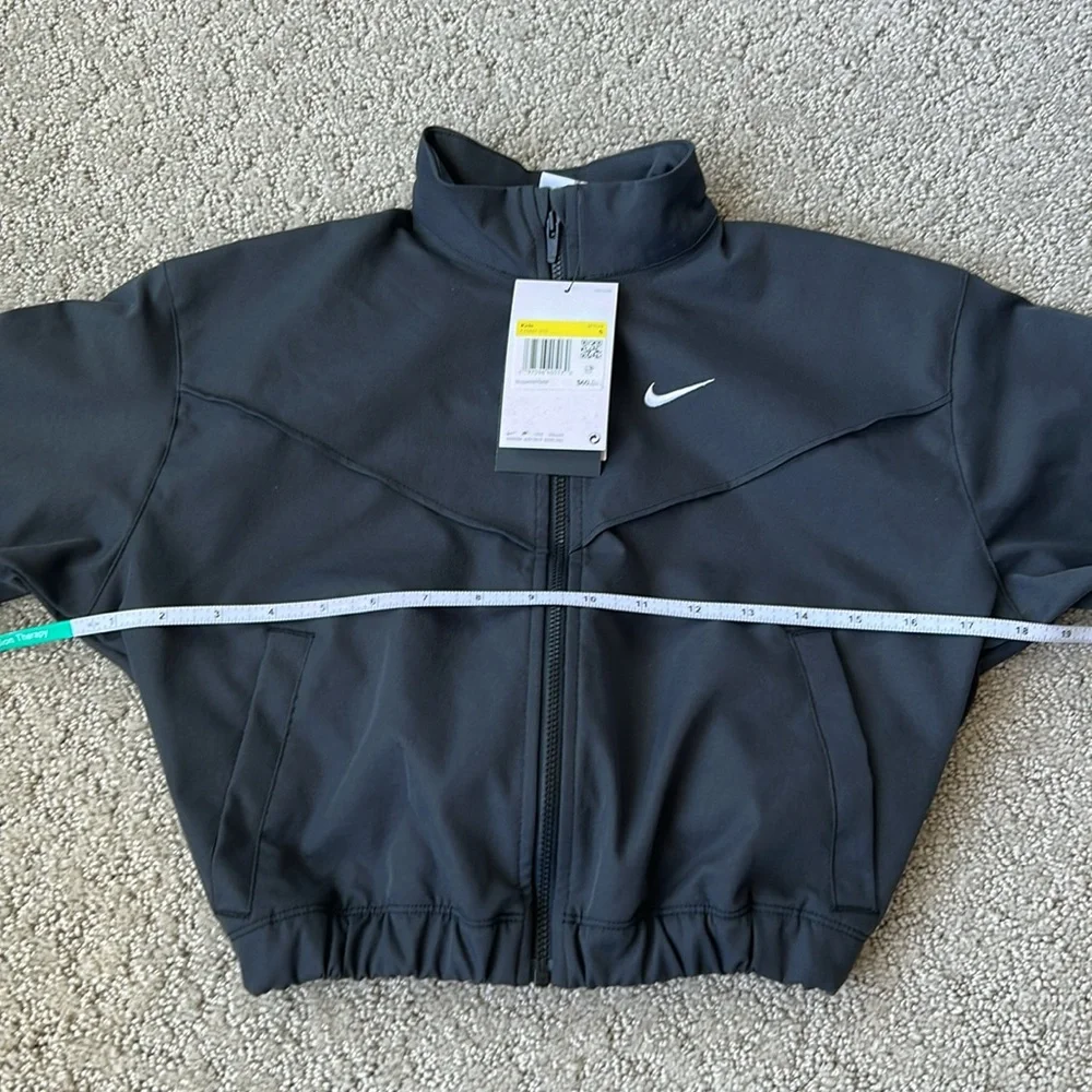 Nike Lightweight Oversized Jacket Black Zip Youth Coat Sportswear Girls SZ S NWT